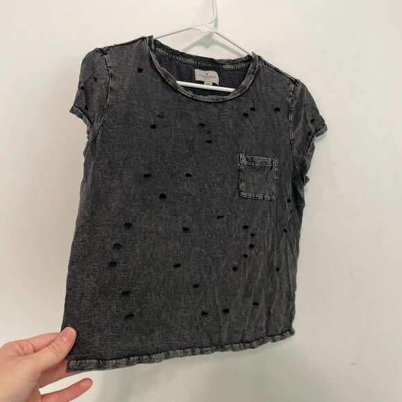 AMERICAN EAGLE Destroyed Pocket T-Shirt Black Ripped Rips Short Sleeve Crop Top - Picture 6 of 10